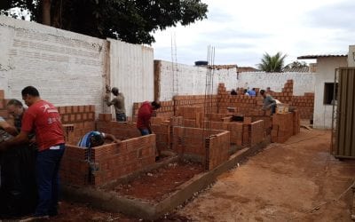 IB Adonai recebe mutirão para construção de banheiros