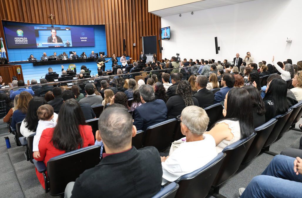 PASTORES BATISTAS PARTICIPAM DE HOMENAGEM NA ALEMS